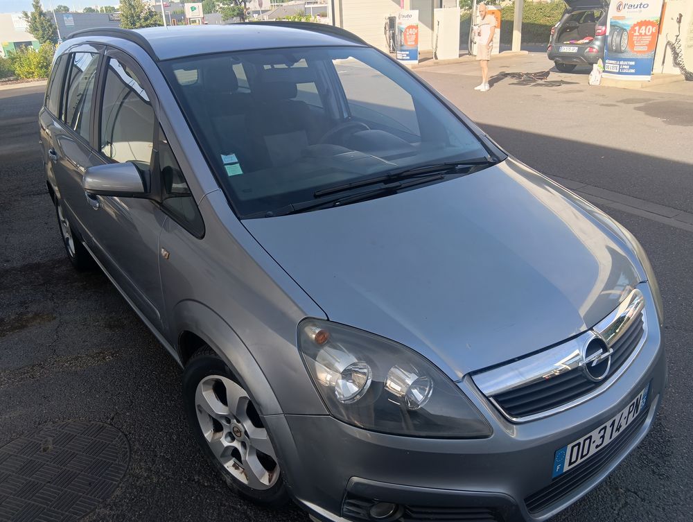 Zafira 1.6 Twinport Enjoy Pack 2005 occasion 57160 Moulins-l&egrave;s-Metz