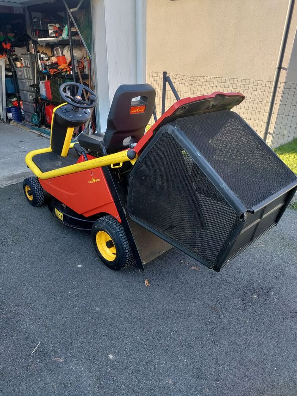 Tondeuse autoport&eacute;e WOLF A80B2 Jardin