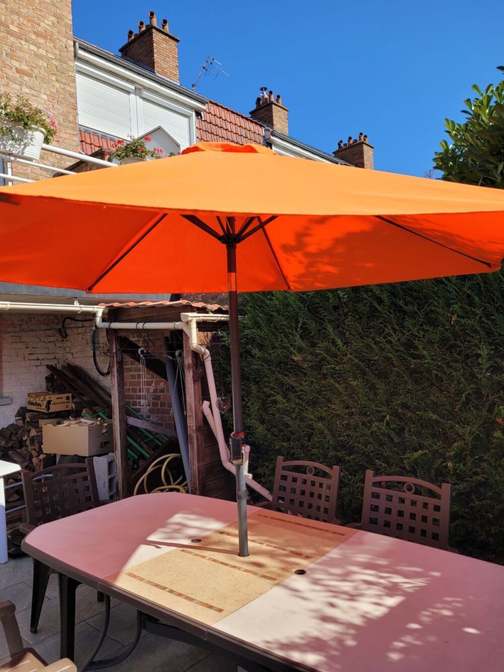 Salon de jardin complet Grosfillex - table extensible + 6 ch Jardin