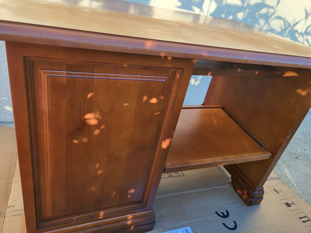 Bureau en merisier Meubles