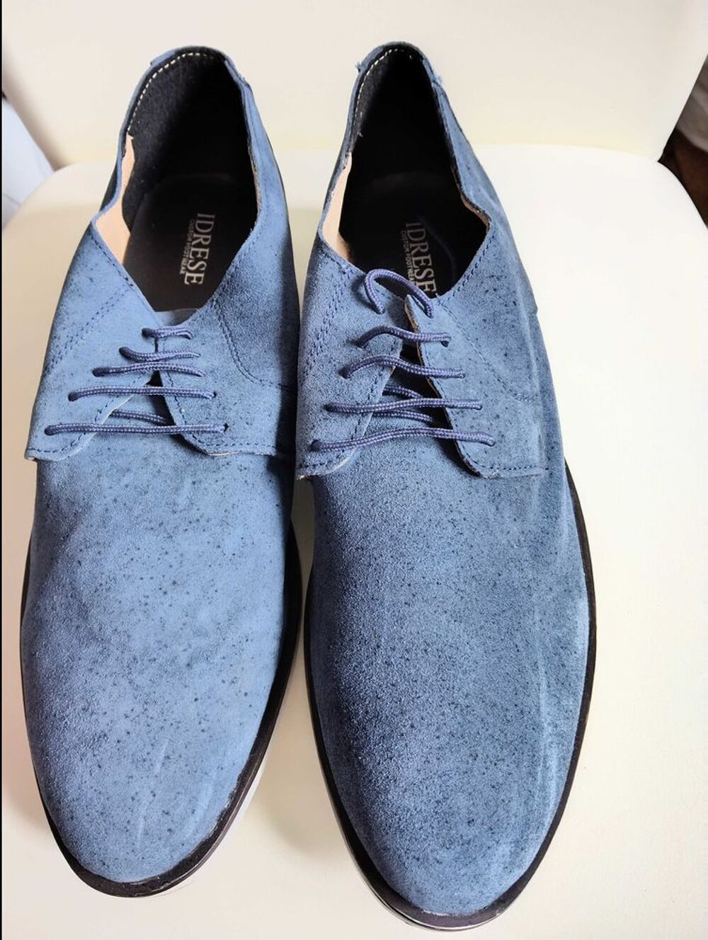 chaussures Idrese. Taille 45. Neuves Chaussures