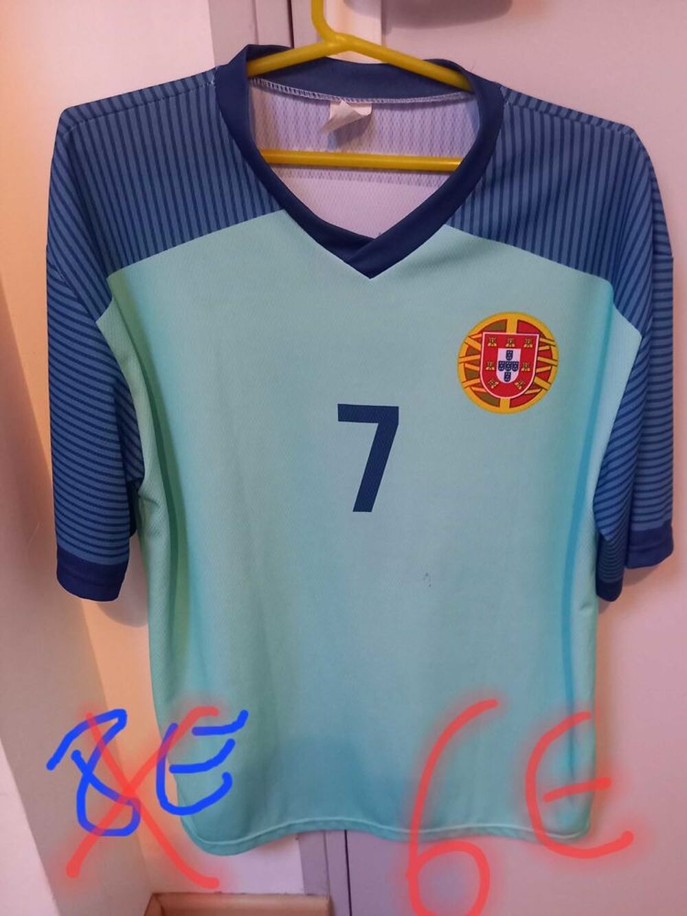 vendre robes d'&eacute;t&eacute; taille 36/ pas livraison ni PayPal Vtements