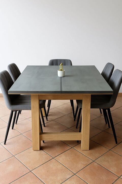 Table carree 8 personnes 290 Aigueblanche (73)