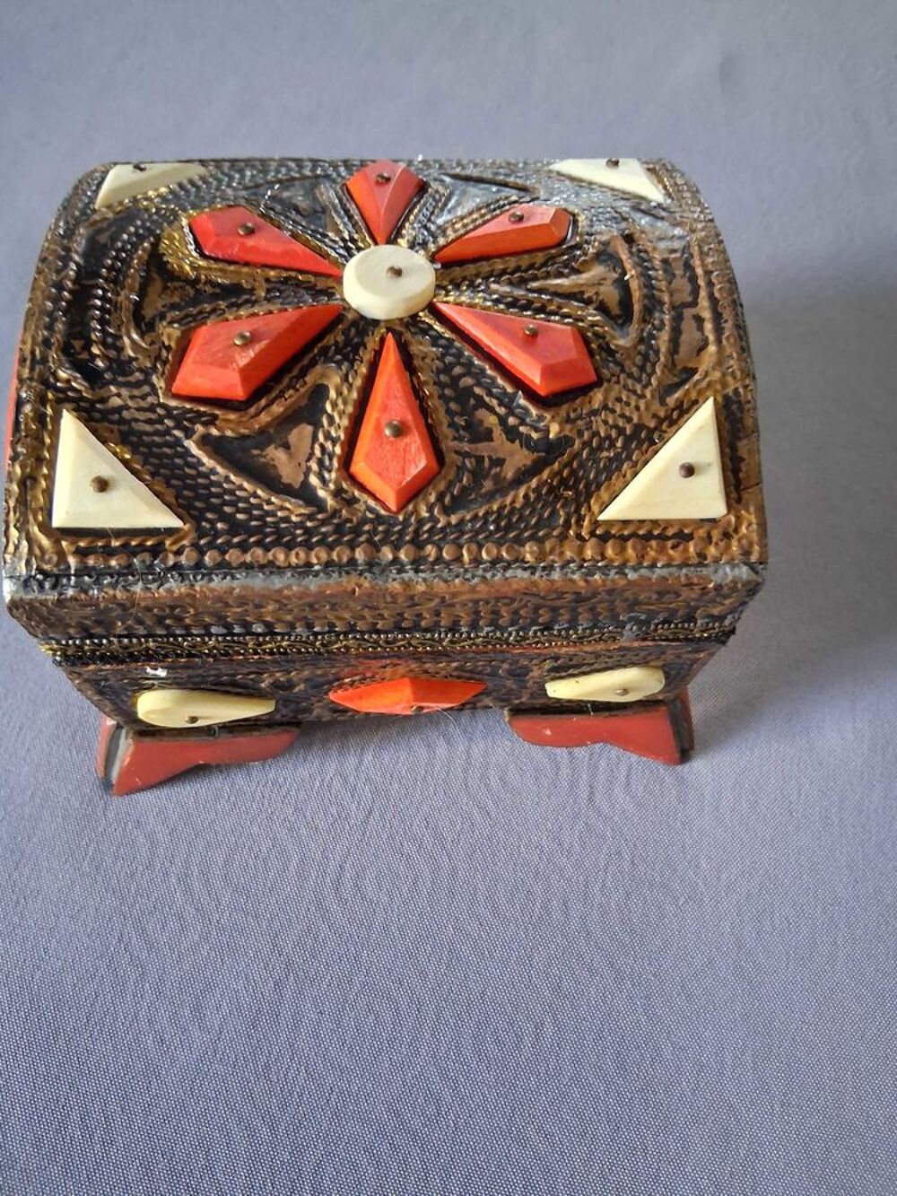 coffre ancien Maroquinerie