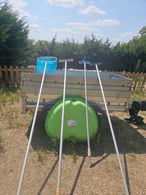 TOUT POUR PISCINE : produits, balais.... 85 Saint-Germain-du-Bel-Air (46)