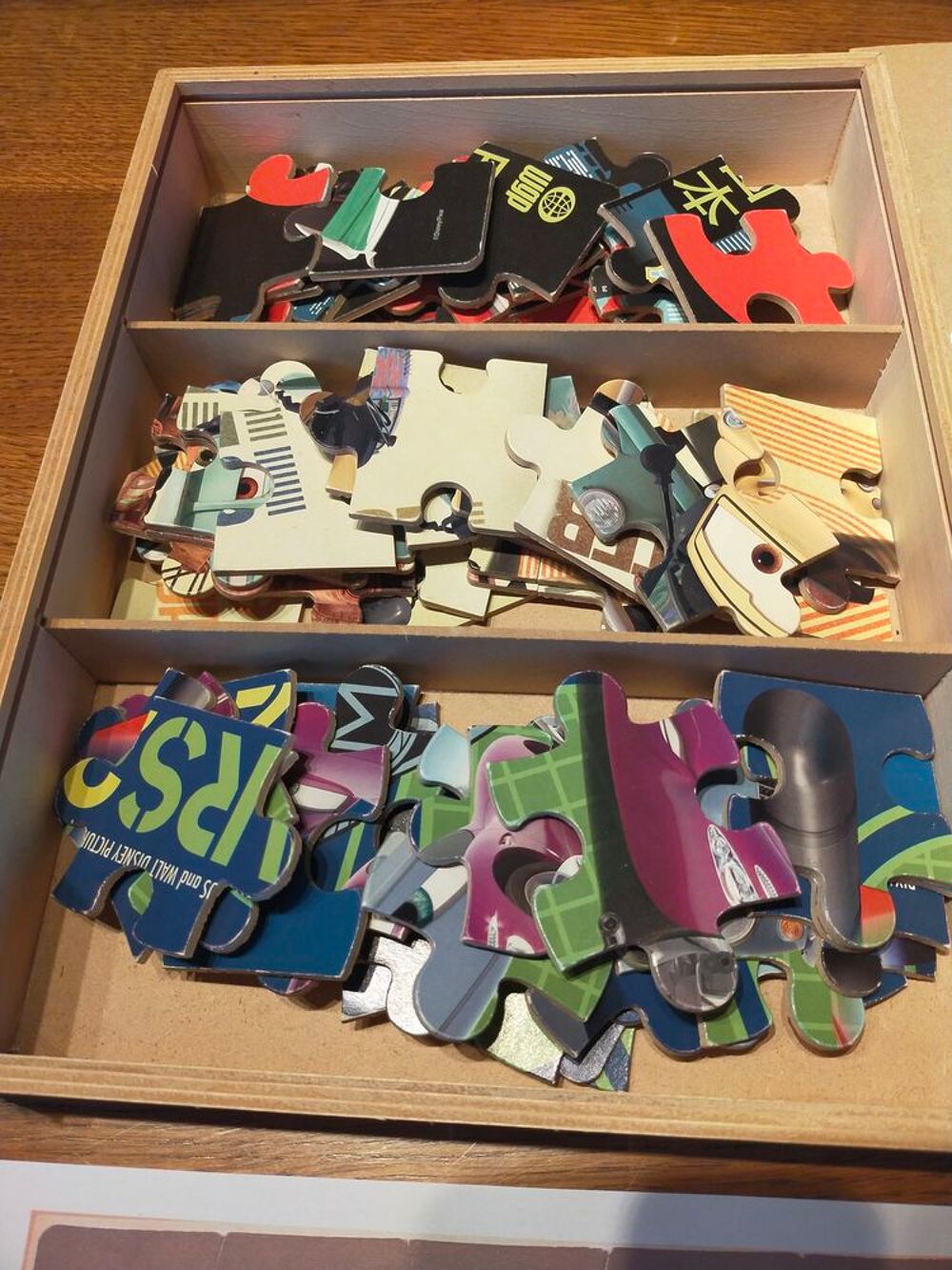 Bo&icirc;te de 3 puzzles grosses pi&egrave;ces
Jeux / jouets