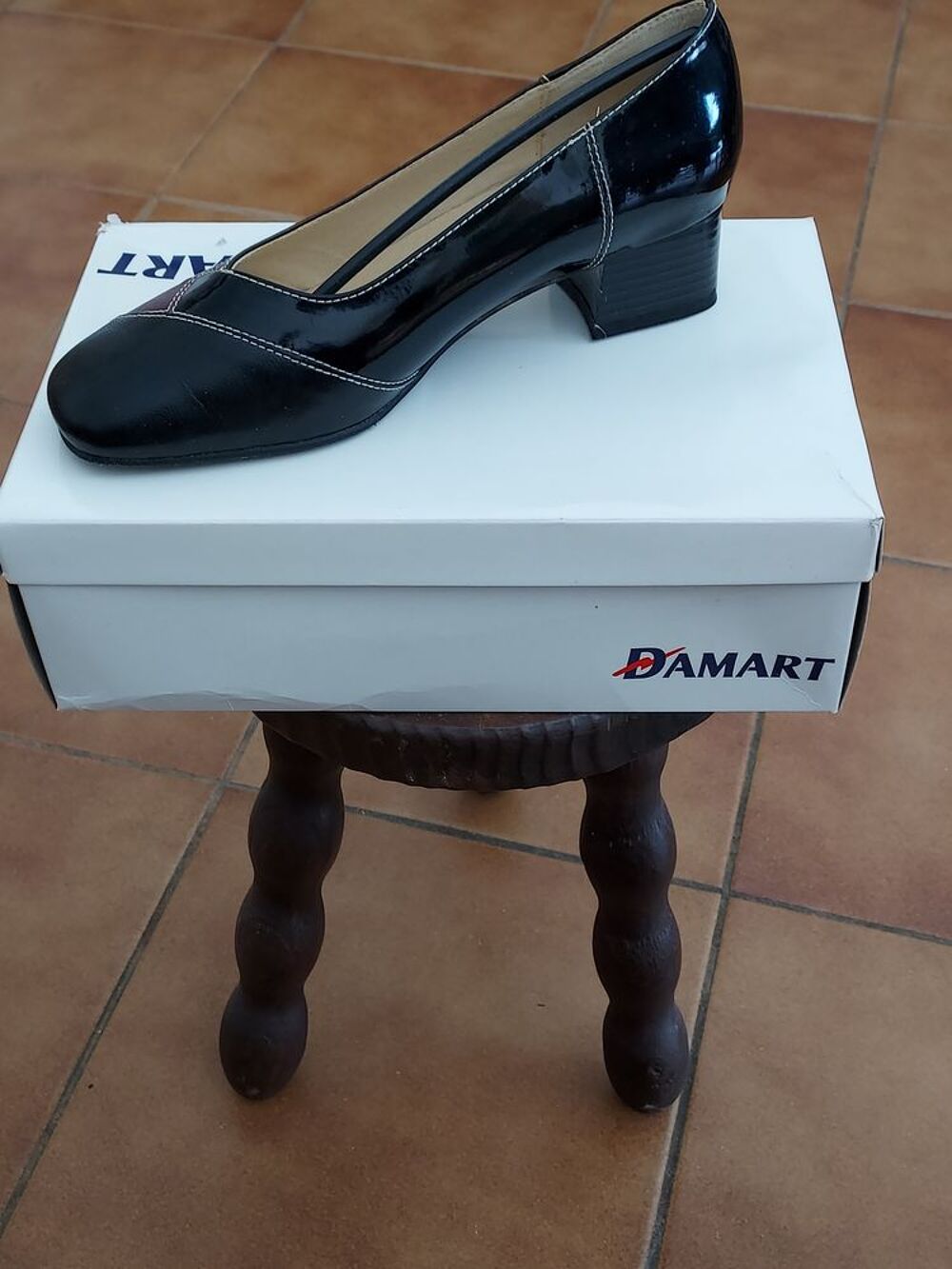 AV Superbes escarpins tout cuir et vernis T38 Chaussures