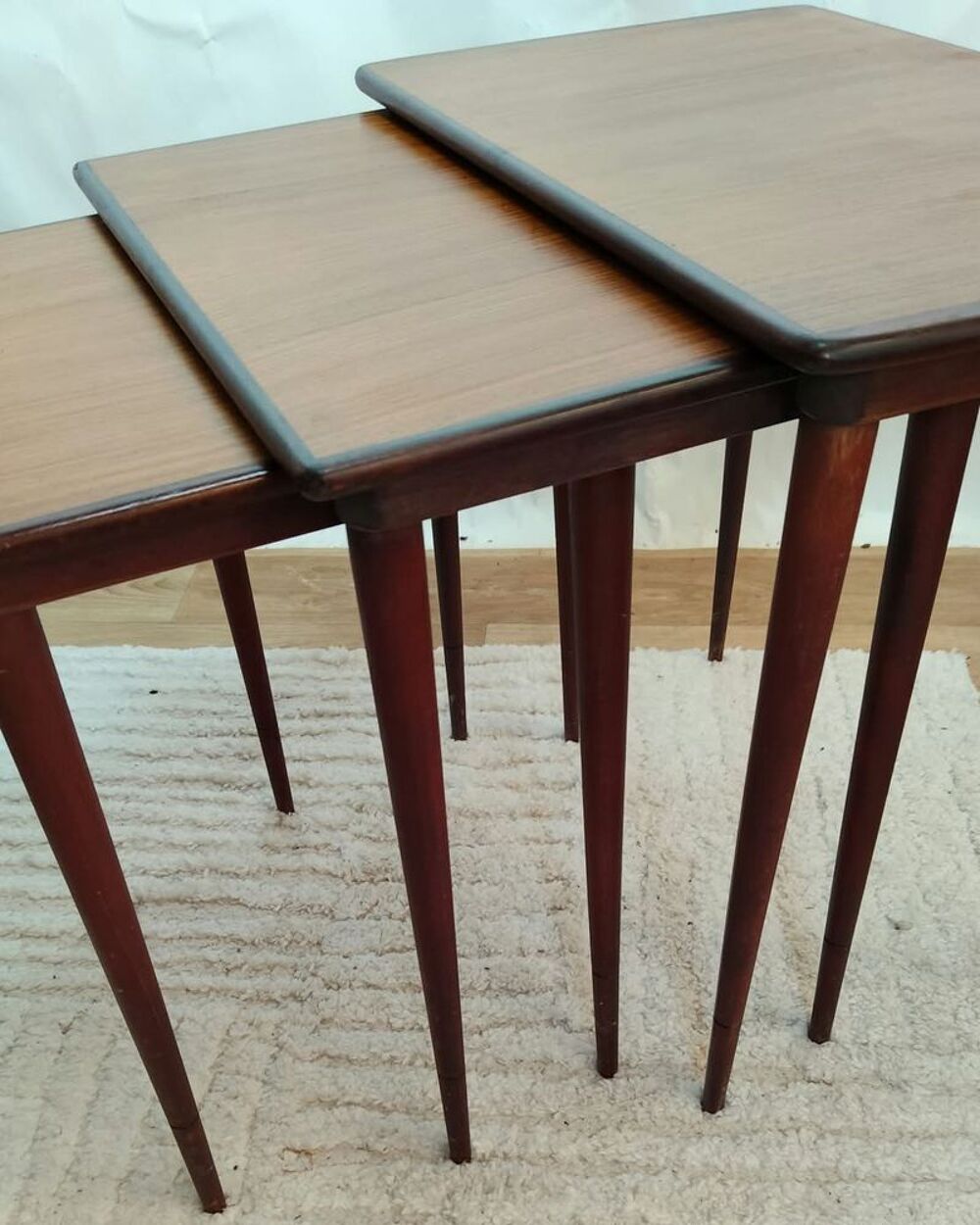 Tables gigognes danoises vintage en teck Meubles