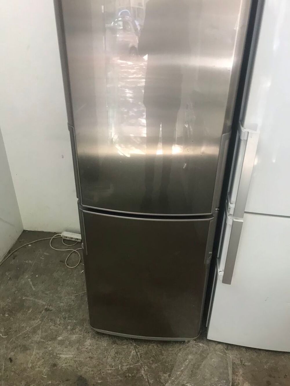 frigo cong&eacute;lateur whirpool inox Electroménager