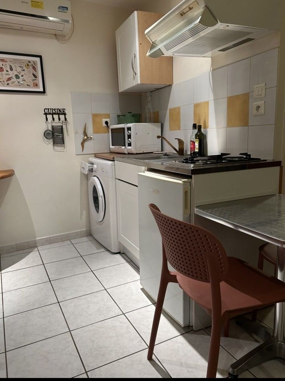 Location Appartement Appartement studio meublé18m2 chambre en mezzanine Saint-chamond