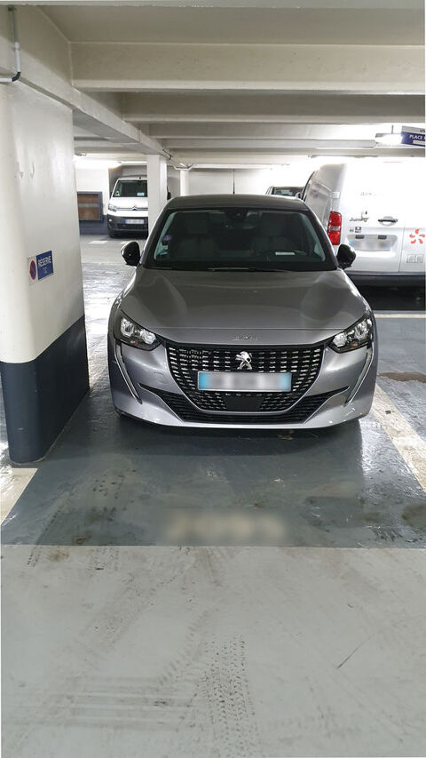  Parking / Garage  louer 10 m