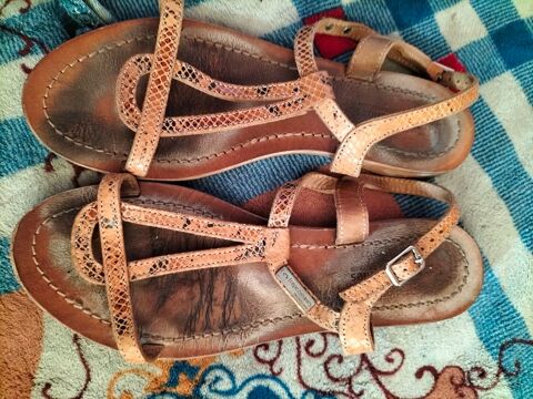 Sandales tout cuir les tropziennes pointure 37 trs bon ta 14 Cachan (94)