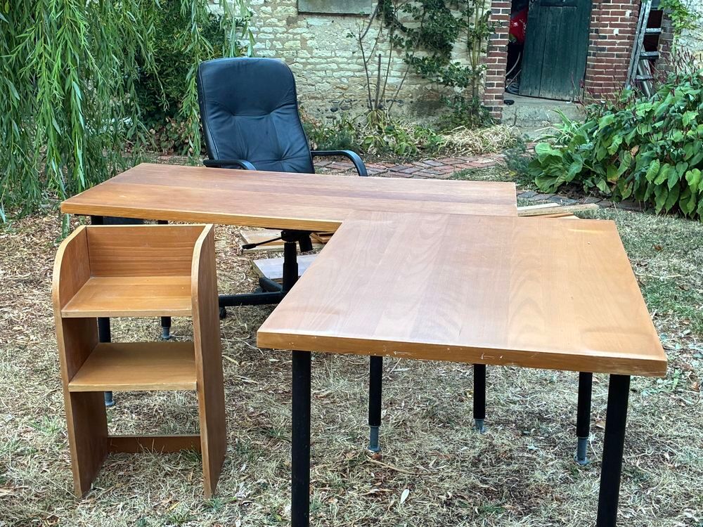 si&egrave;ges, 5 tables etc pour votre Bureau. Meubles