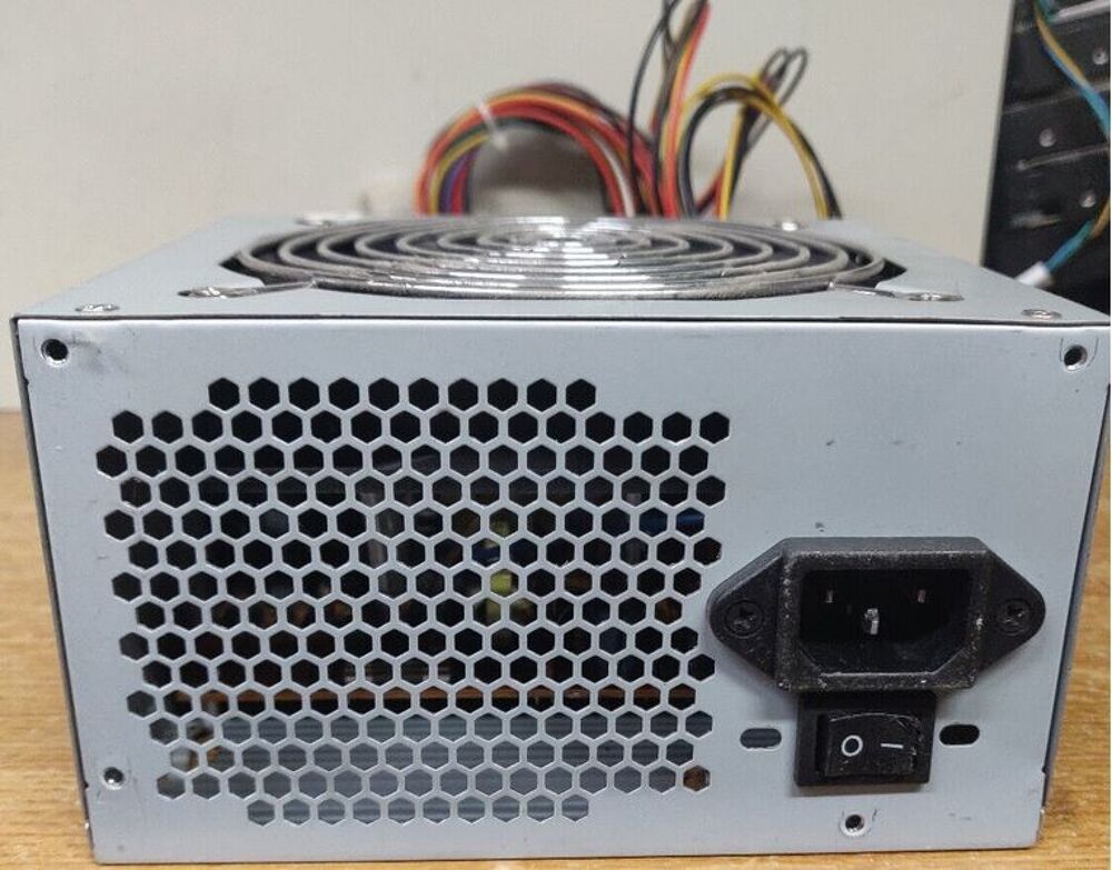Alim Topelite 480W
Matériel informatique