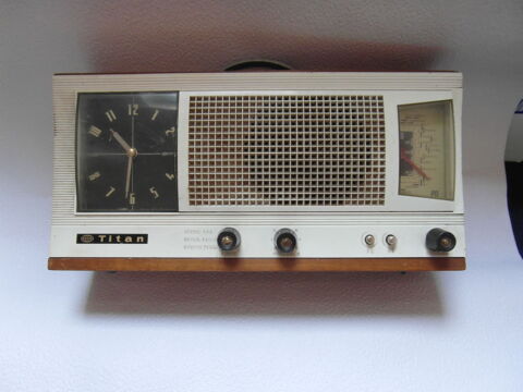 RADIO REVEIL BOIS 1962 20 Marcq-en-Bar�ul (59)