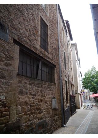  Immeuble � vendre 710 m�