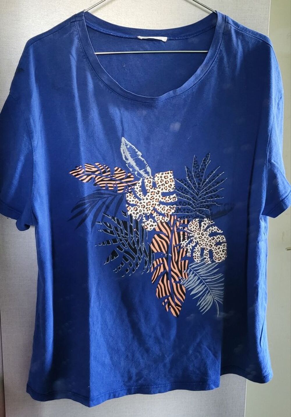T-shirt Bleu royal motif nature Vtements