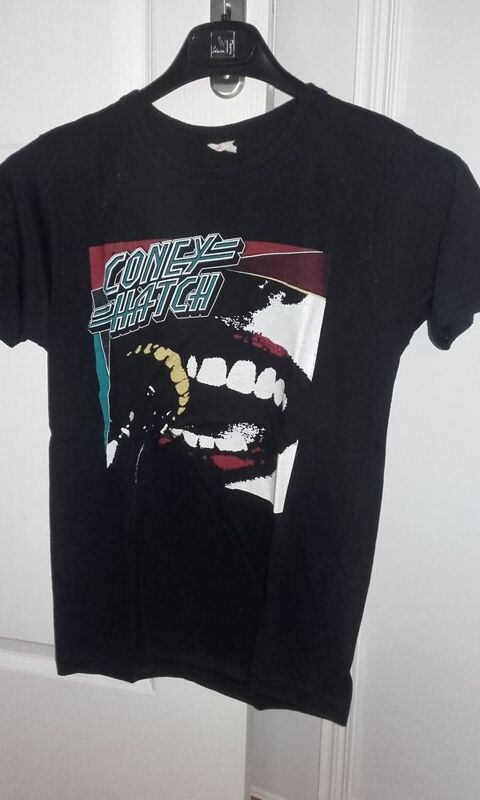 T-Shirt : Coney Hatch - Outa Hand 1983 (Black) - Taille : M 200 Angers (49)