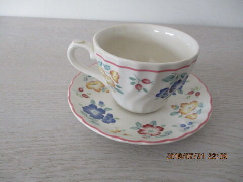 Tasse et sous tasse 5 Castres (81)