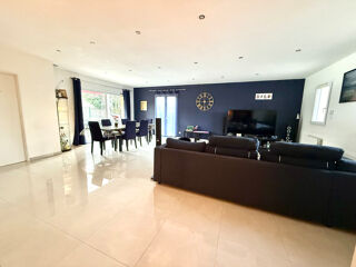  Maison à vendre 6 pièces 244 m²