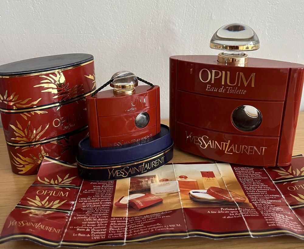 Flacons parfum vides "&nbsp;opium&nbsp;" YSL 