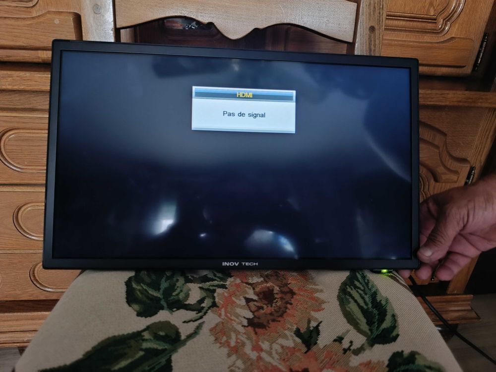 t&eacute;l&eacute;viseur avec lecteur DVD Photos/Video/TV