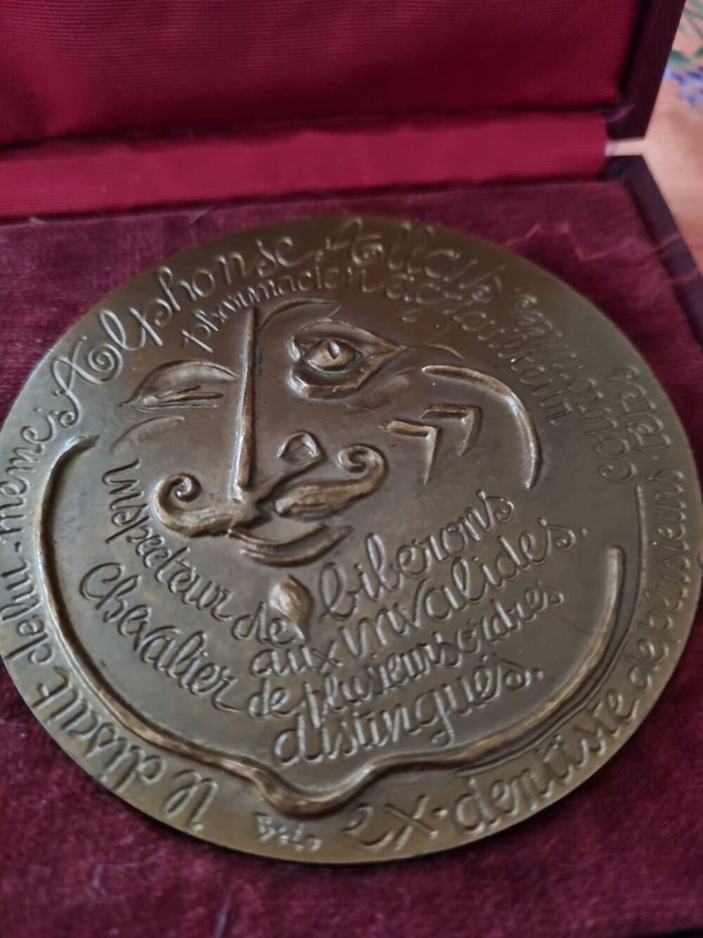 m&eacute;daille de bronze unique 