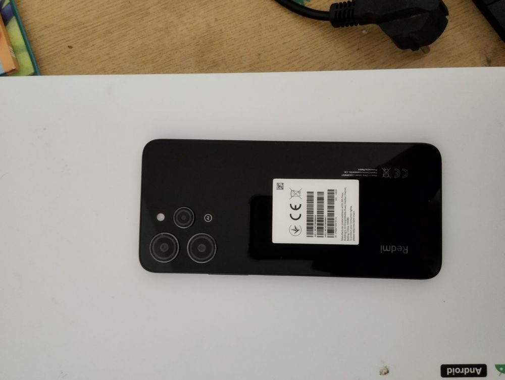 T&eacute;l&eacute;phone Xiaomi redmi 12 Téléphones et tablettes