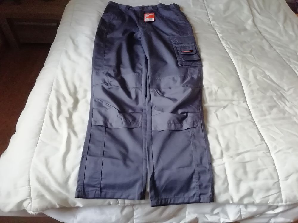 Pantalon neuf de travail homme taille XL / 54 Vêtements