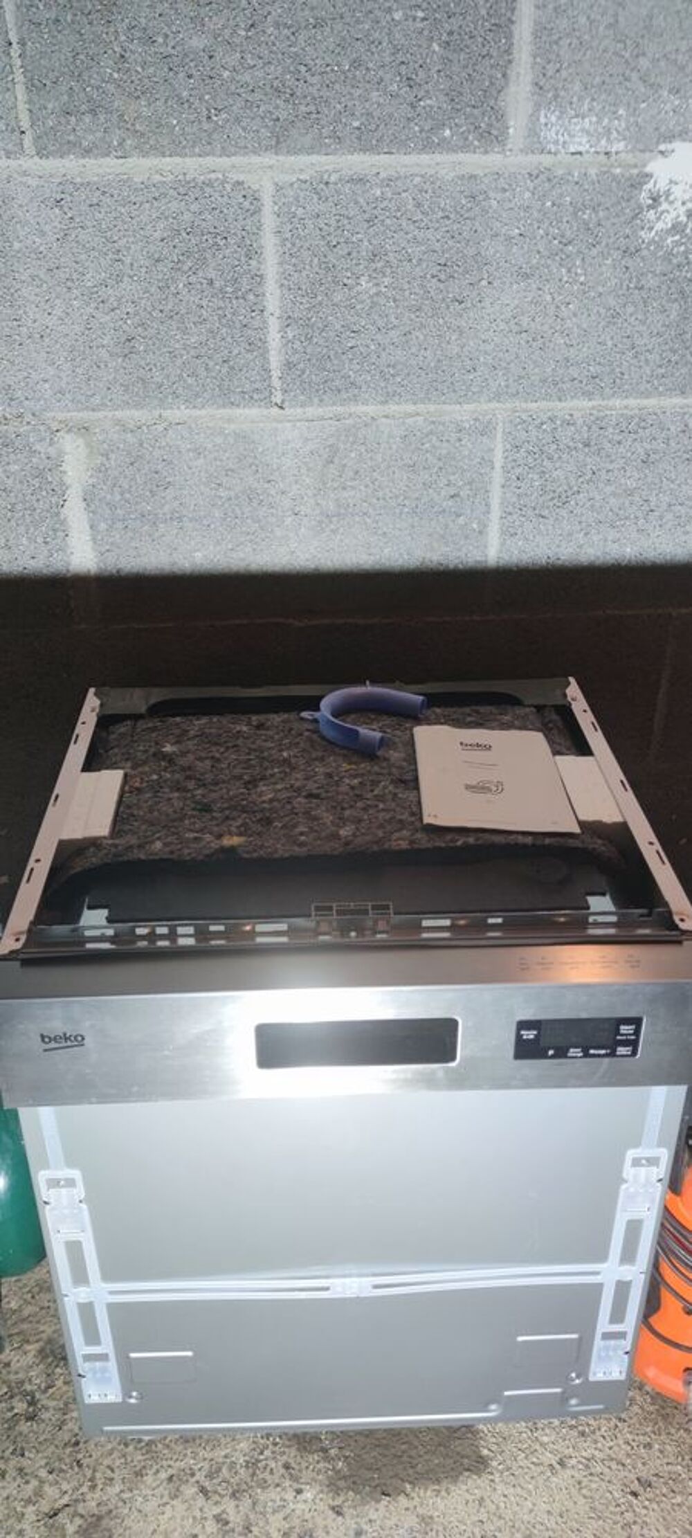 lave vaisselle Beko BDS16B42X Electroménager