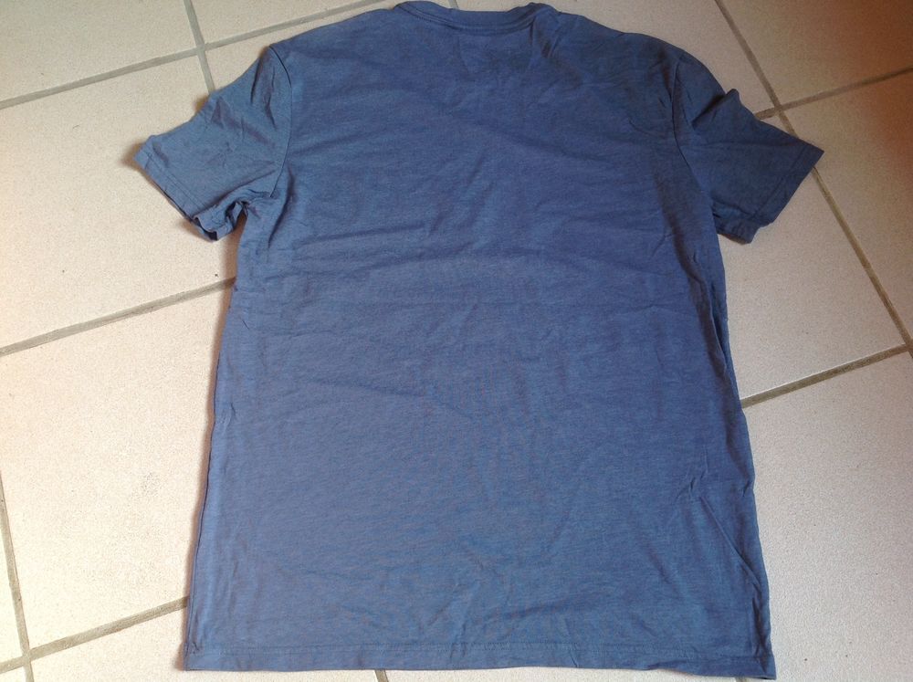 TEE SHIRT GOTCHA XL Envoi Possible
Vtements