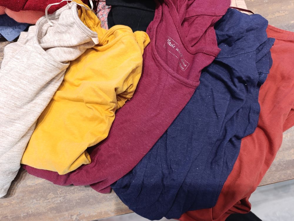 Grand Lot v&ecirc;tements 38/40 Vtements