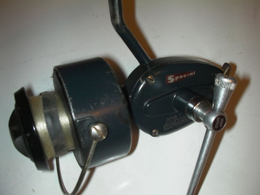 Moulinet lancer mi-lourd MITCHELL 410 Sports
