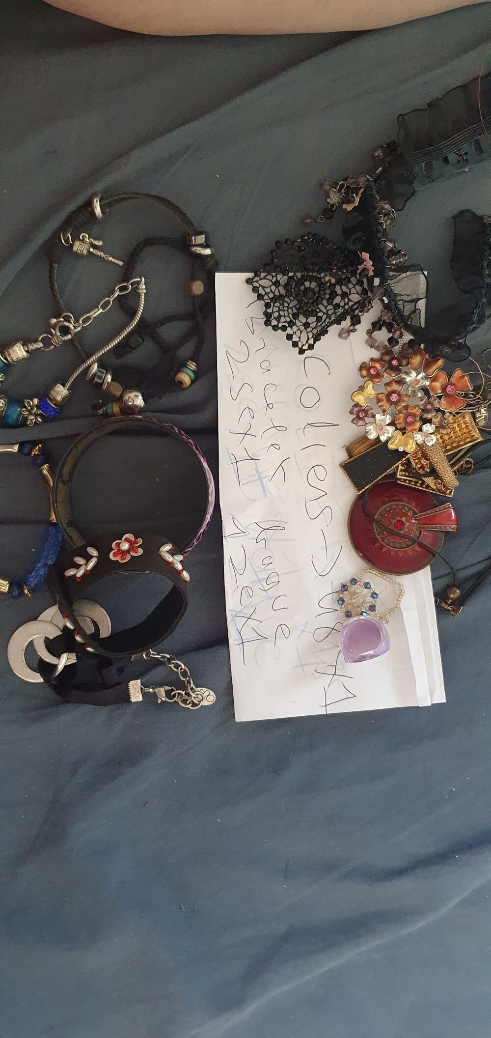 Je suis Audrey je mes bijoux collier bracelet bague Bijoux et montres