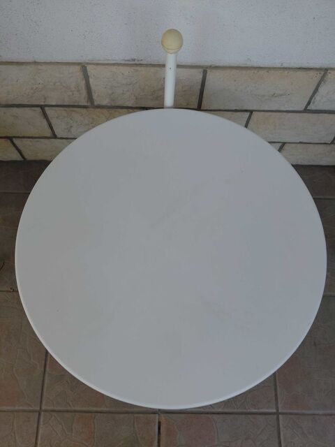 Table basse ronde et pliable Saint-Jean-du-Falga (09)