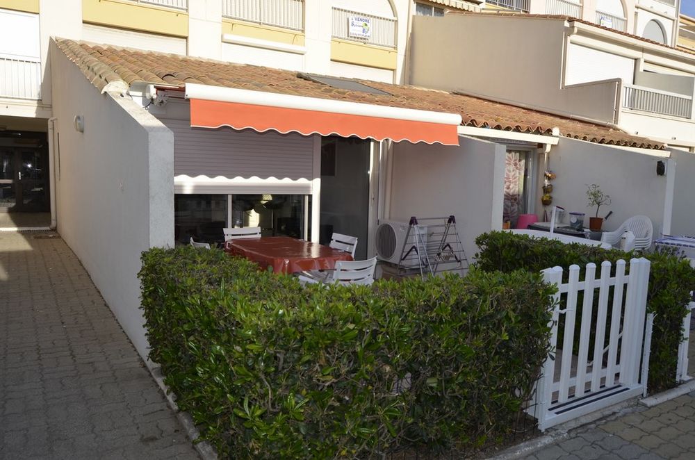   CAP D'AGDE NATURISTE STUDIO PORT SOLEIL Languedoc-Roussillon, Le Cap D Agde (34300)