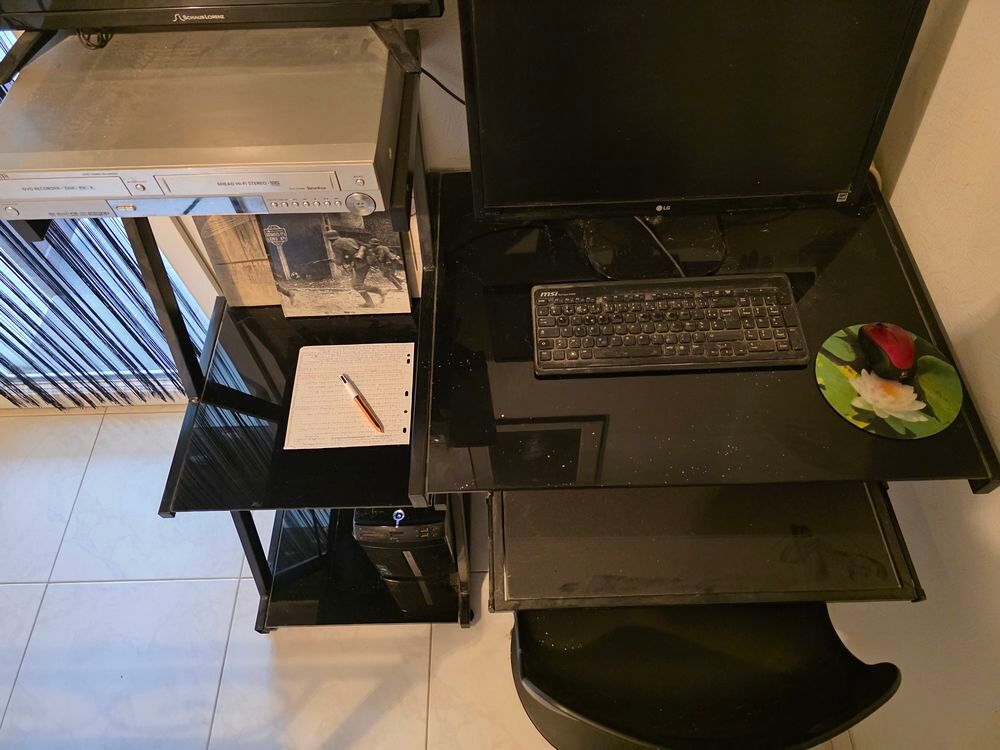 SUPPORT INFORMATIQUE Meubles