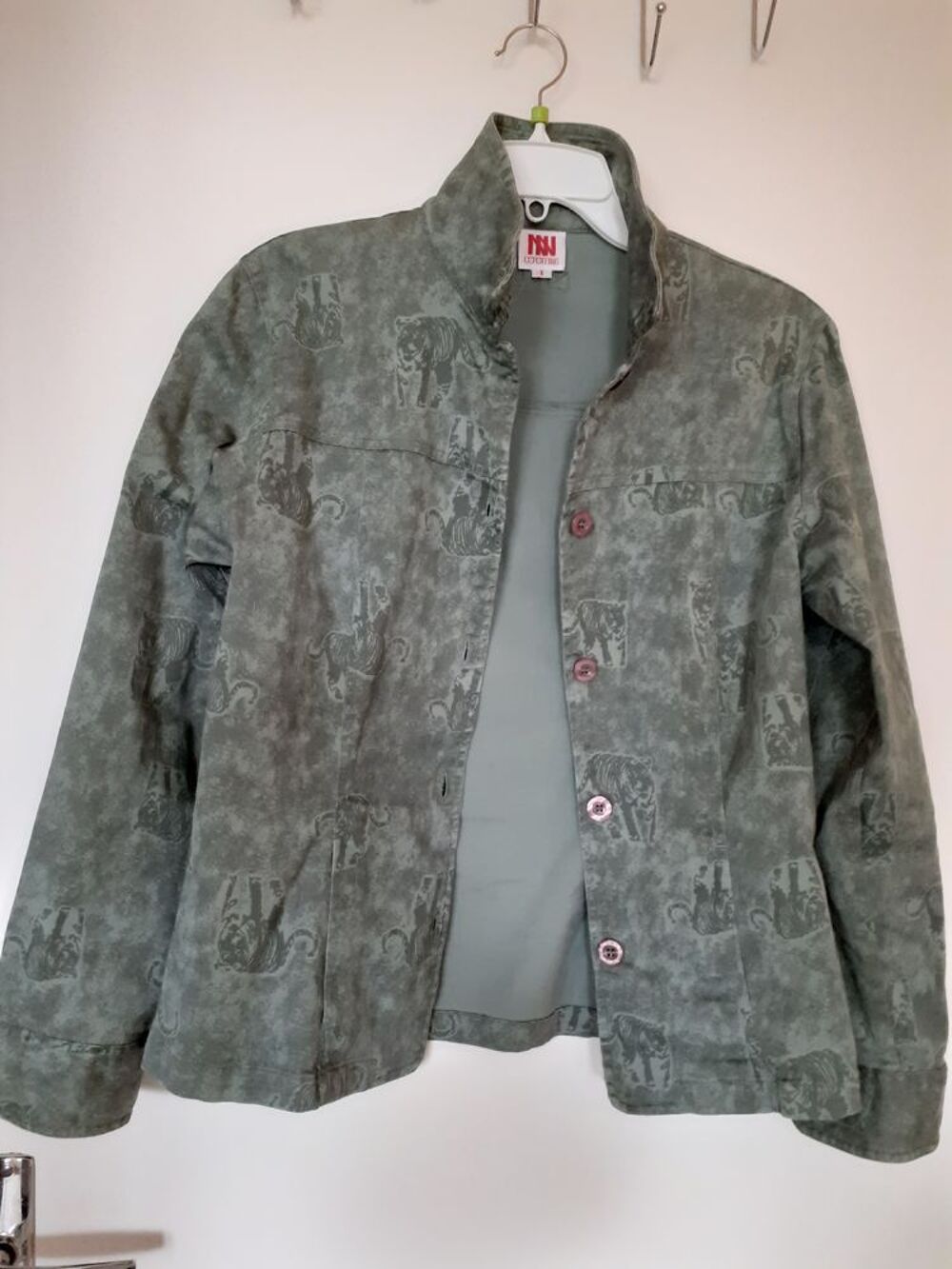 Ensemble Veste &amp; Pantalon Motifs Tigres. Vêtements