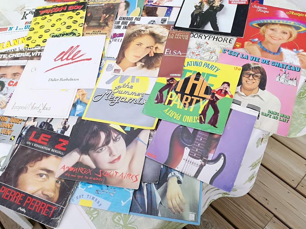 Lot de 40 disques vinyles CD et vinyles