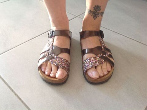 mules femme 15 Saint-Paul-et-Valmalle (34)