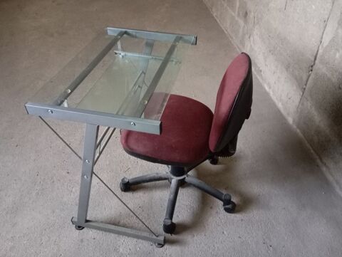 bureau verre + fauteuil r&eacute;glable pivotant  de secr&eacute;tariat 60 83500 La seyne-sur-mer