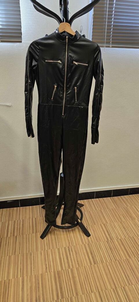 Combinaison simili 16 Nantes (44)