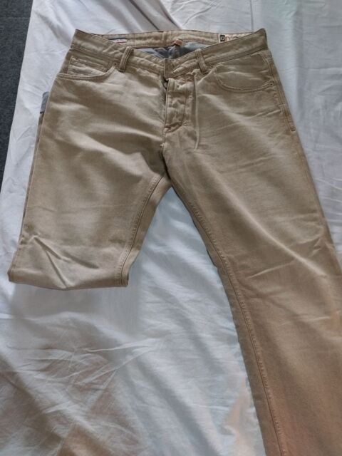 jeans COMMUNITY OF DENIM 25 La Seyne-sur-Mer (83)