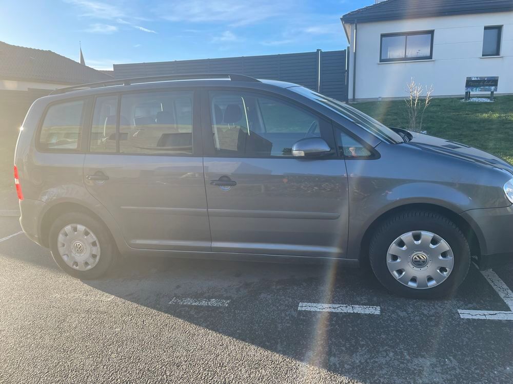 Touran TDI 105 Confort DSG 5pl 2006 occasion 80000 Amiens