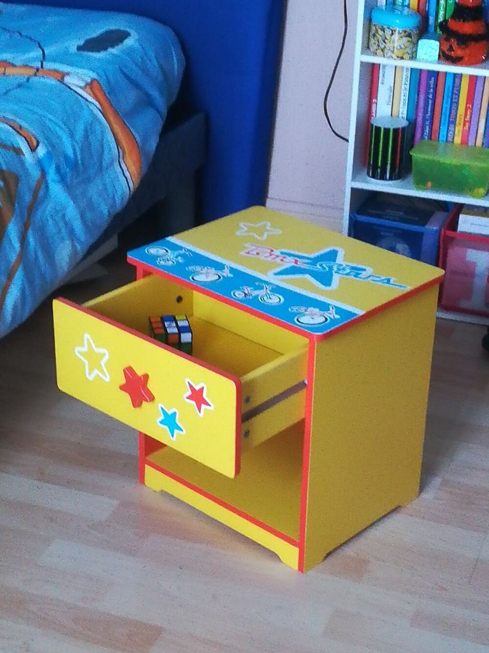  table de nuit enfant Meubles