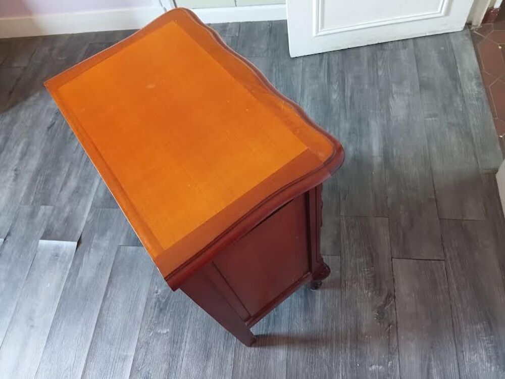 PETITE COMMODE TROIS TIROIRS Meubles