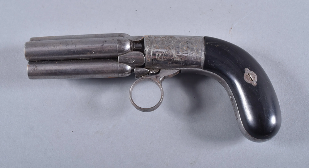 Jolie Poivri&egrave;re MARIETTE grav&eacute;e 