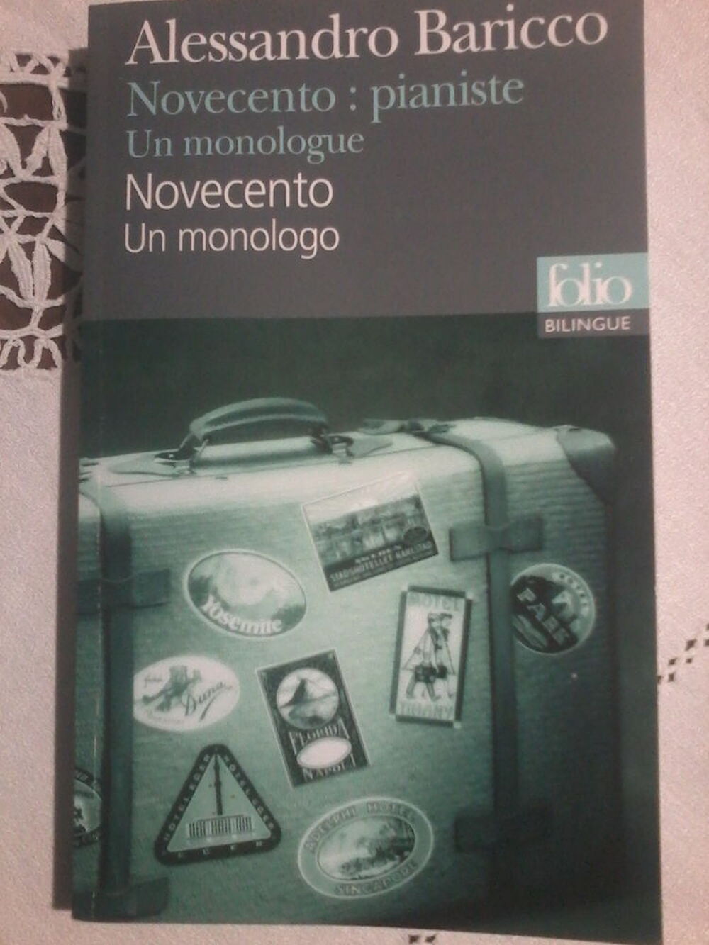 NOVECENTO livre en italien Livres et BD
