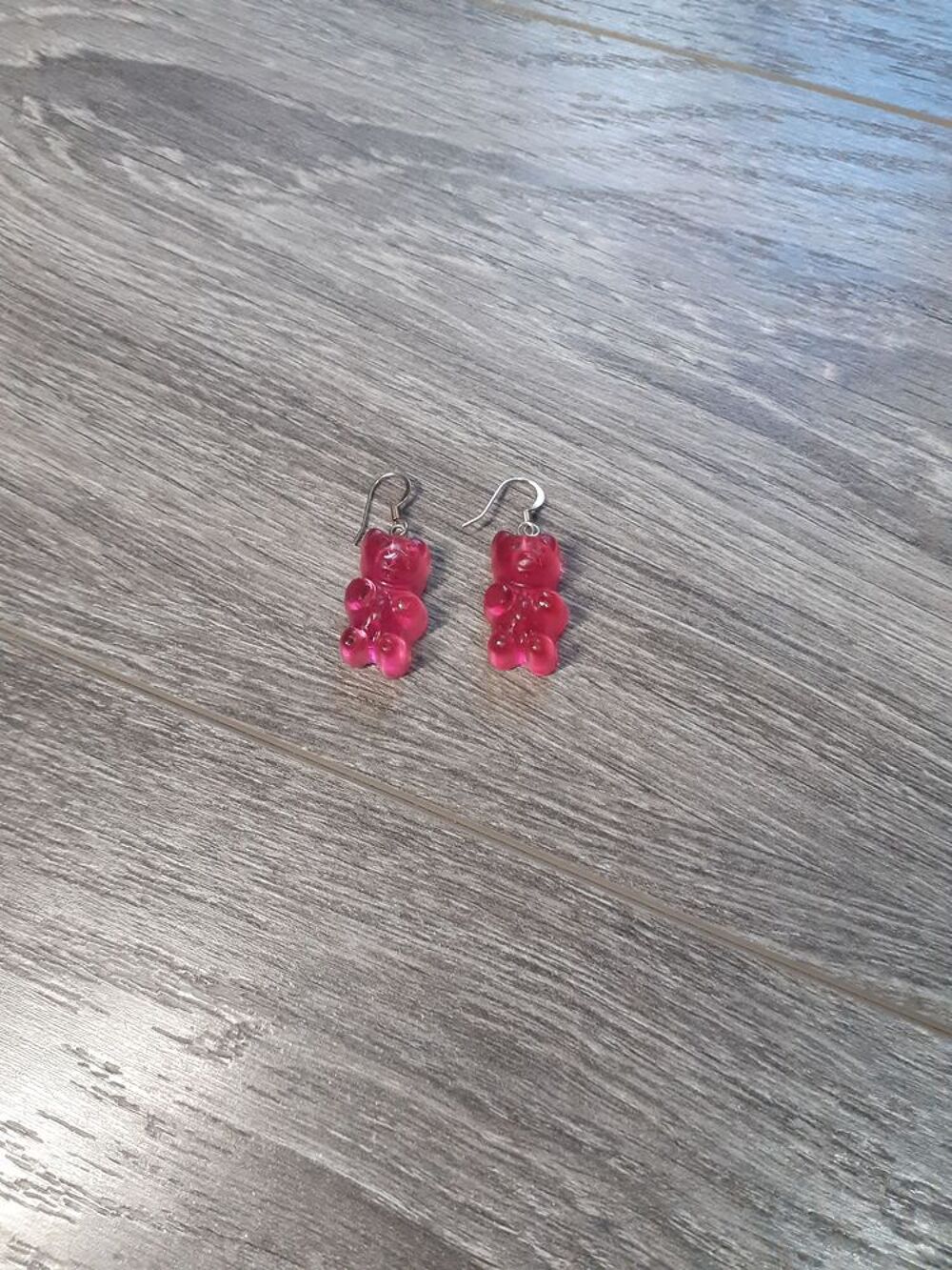 Boucles d'Oreilles Fantaisies "Ourson Bonbon", Faites Mains Bijoux et montres