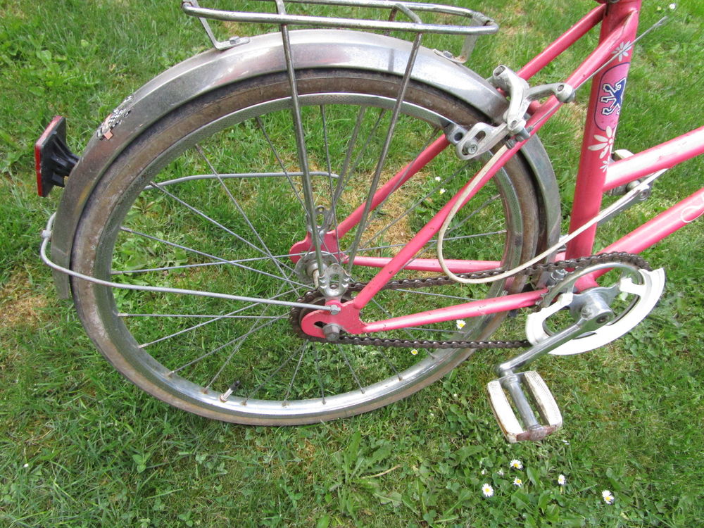 VIEUX VELO annee 80 "MISS PEUGEOT" LOT PMii9 Vélos